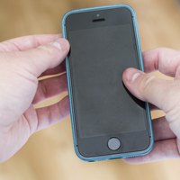 What Do You Do If Your iPhone Screen Goes Black? | eHow