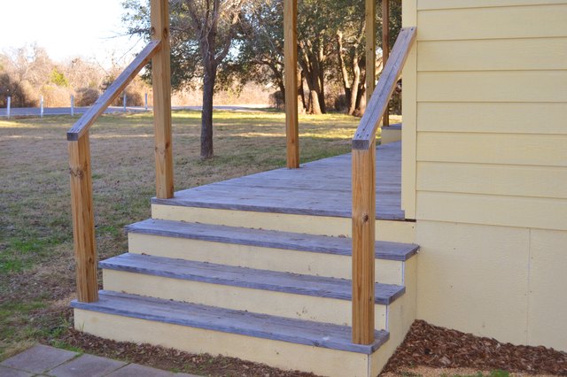 Do It Yourself Stair Railing Exterior