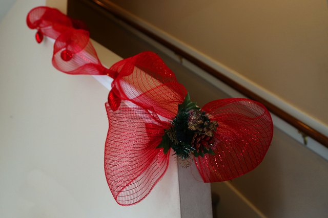 how-to-decorate-with-mesh-ribbon-with-pictures-ehow