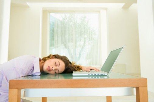 Looking at screens can prevent sleep.