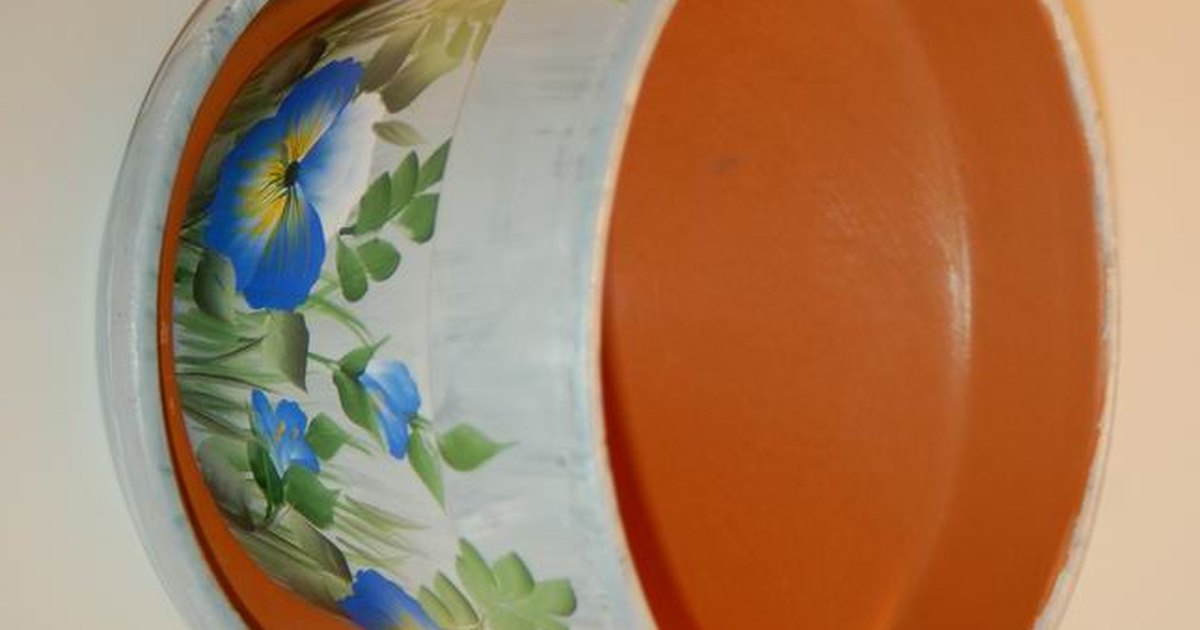 Ideas for painting flower pots | eHow UK