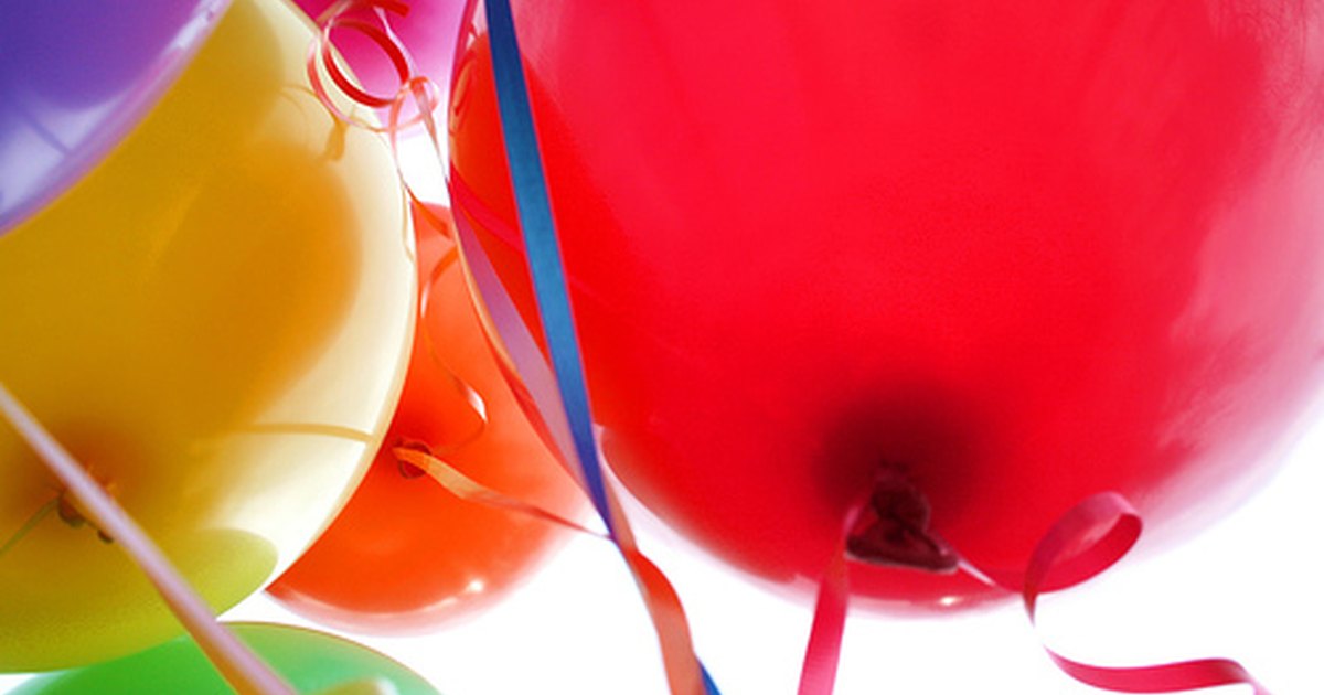 Ideas for 18th Birthday Parties | eHow UK