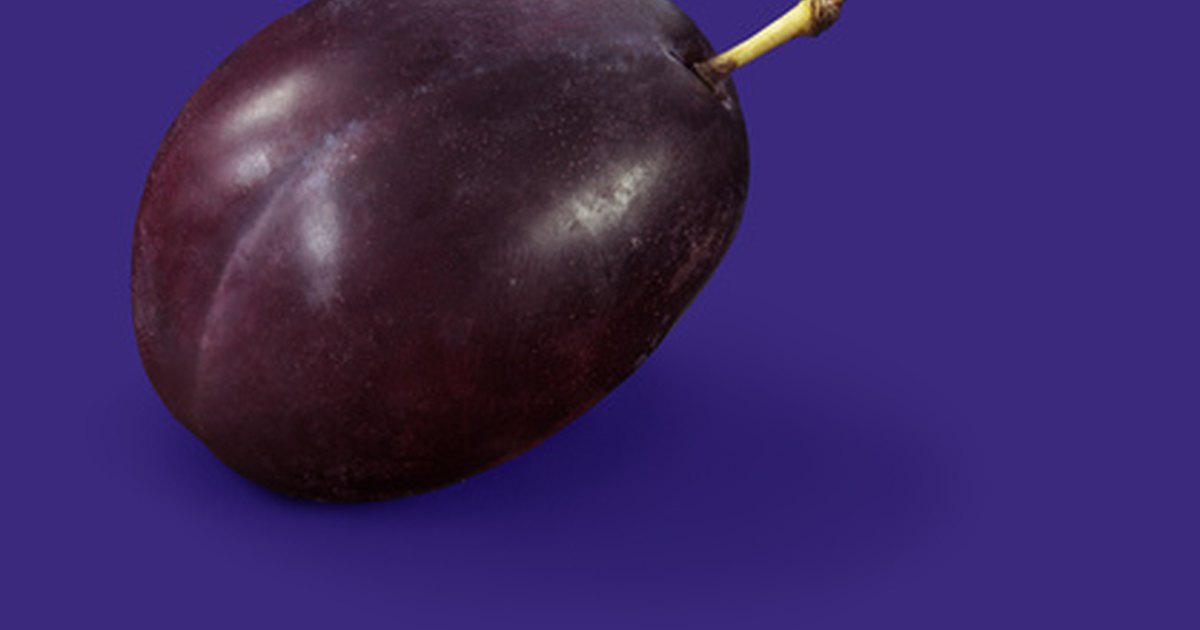 ¿Qué frutas son buenas para el estreñimiento? | LIVESTRONG ¿Qué frutas son buenas para el estreñimiento? | LIVESTRONG
