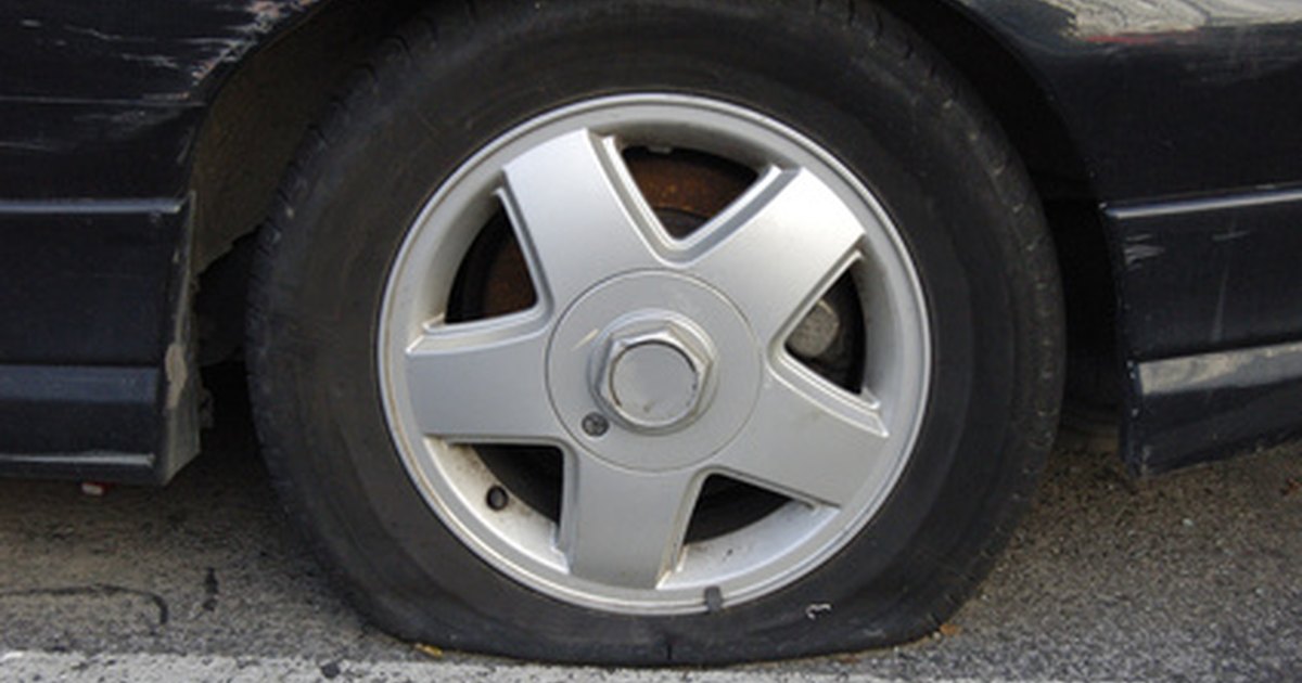 How to Repair a Puncture in a Car Tire | eHow UK