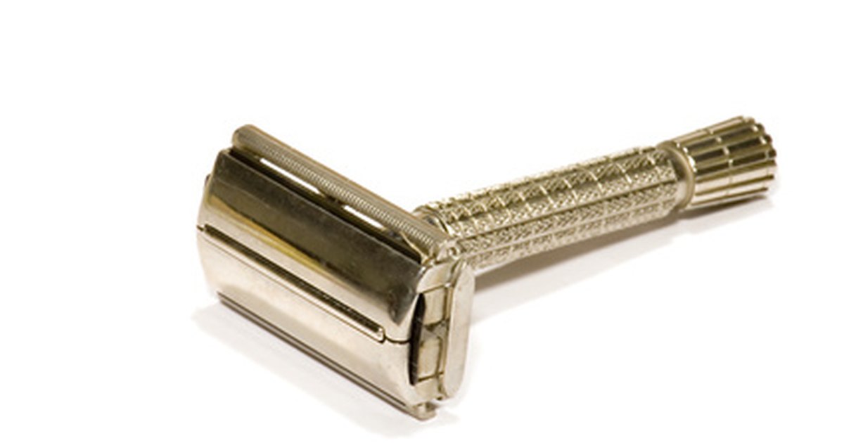 How to Dispose of Used Razor Blades | eHow UK