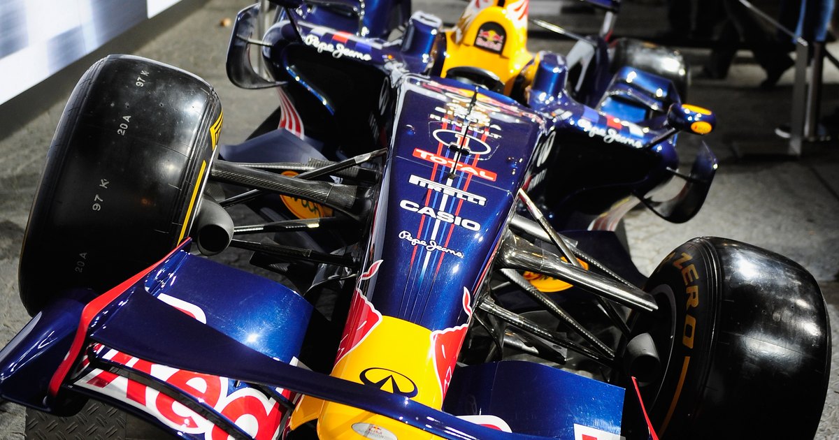 the-average-salary-of-an-f1-racing-mechanic-ehow-uk