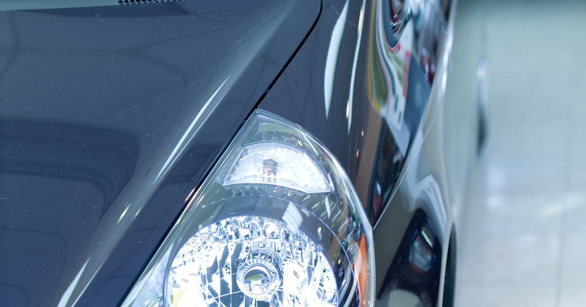 How to Restore Color to Plastic Auto Trim | eHow UK