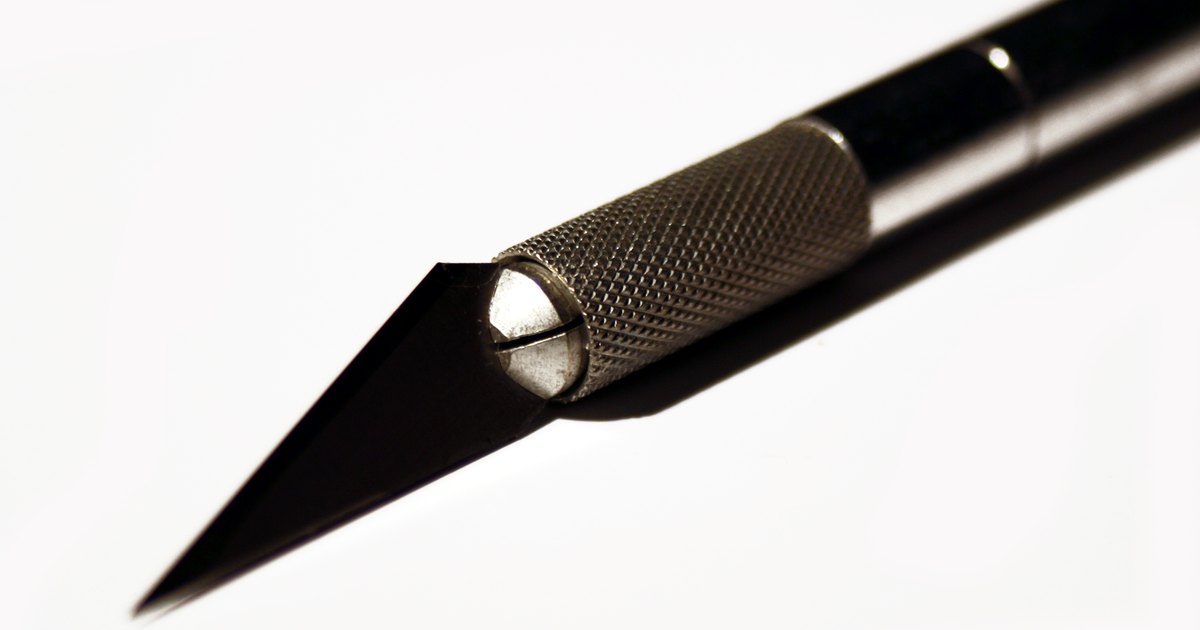 how to cut vinyl decals with a razor knife ehow uk how to cut vinyl decals with a razor knife ehow uk