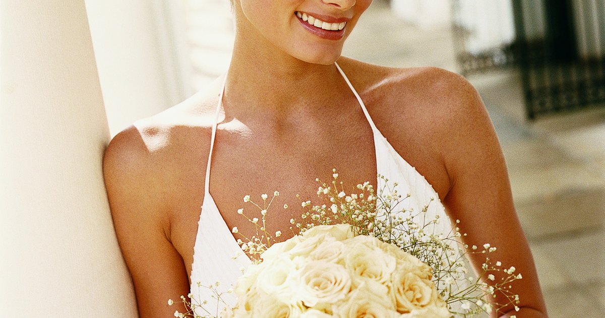 Wedding Hairstyles Ehow low bun wedding hairstyles ehow uk Wedding Hairstyles Ehow low bun wedding hairstyles ehow uk