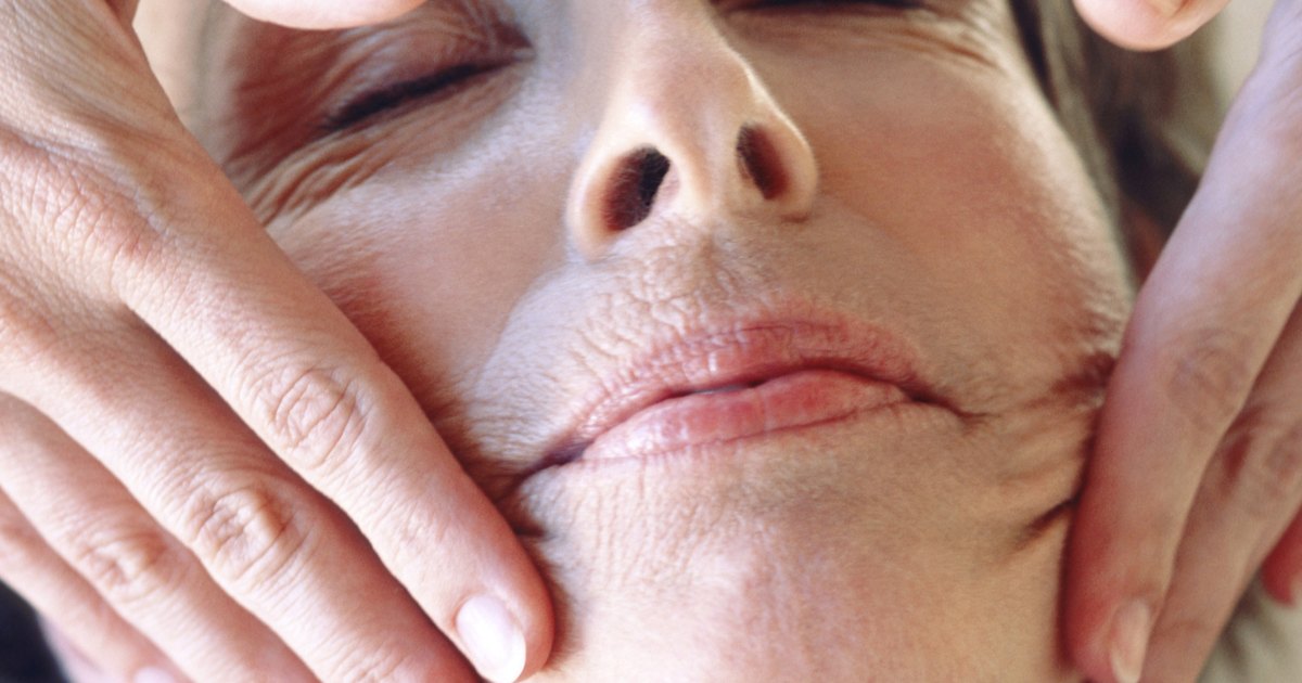 La cosmetología de la persona después de 60 años