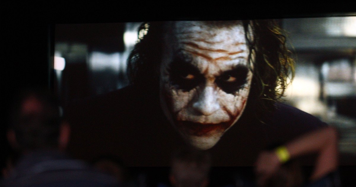 batman begins essay batman begins essay