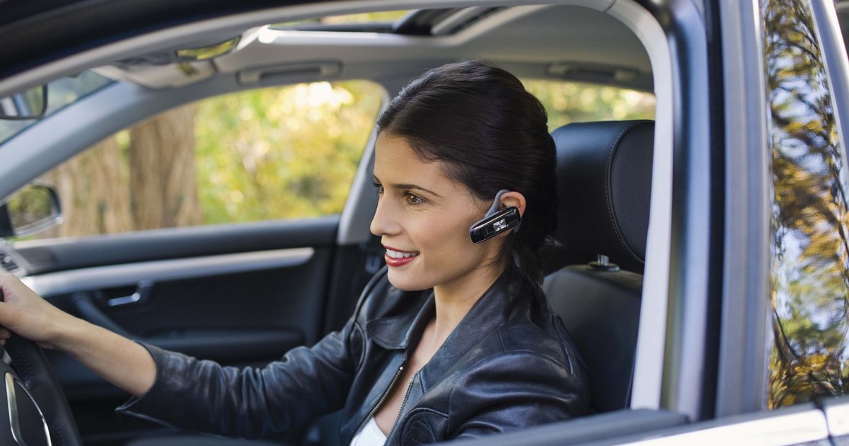 Cell phone hook up to car radio