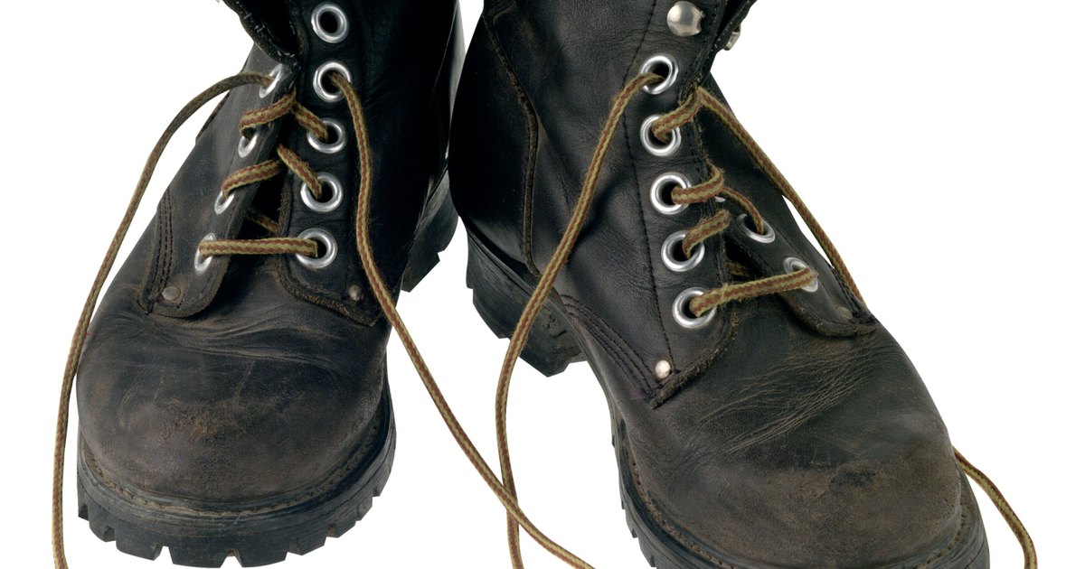 fix cracked leather boots