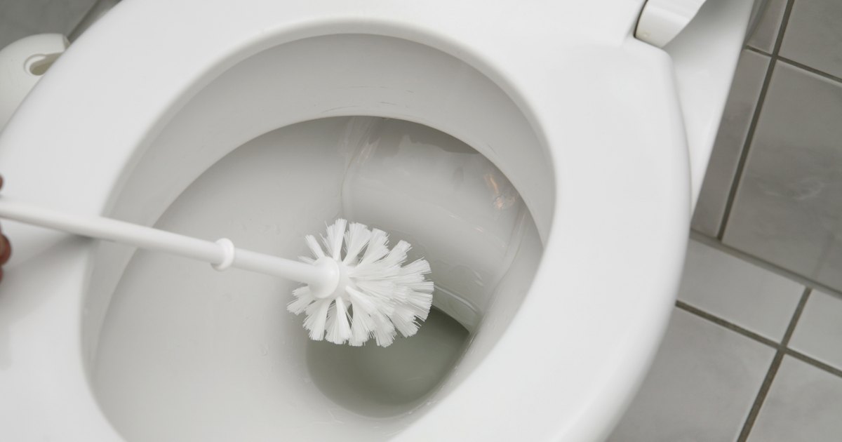 how-to-remove-rust-from-a-toilet-bowl-ehow-uk