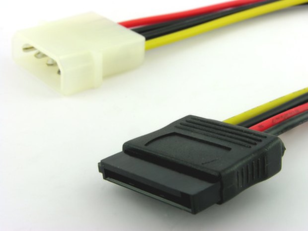 Tipos de conectores para fuentes de poder