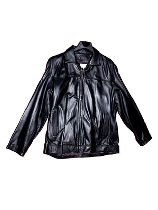 How To Clean Sweat From A Leather Jacket Ehow Uk How To Clean Sweat From A Leather Jacket