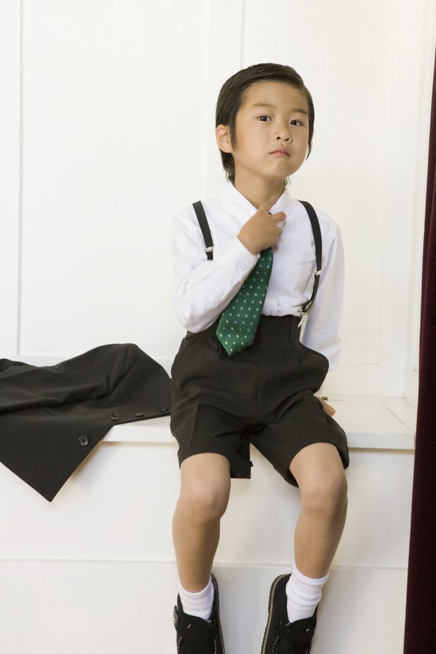 should schools require their students to wear a school uniform persuasive essay should schools require their students to wear a school uniform persuasive essay