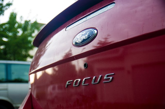 Turn off airbag light ford focus #1